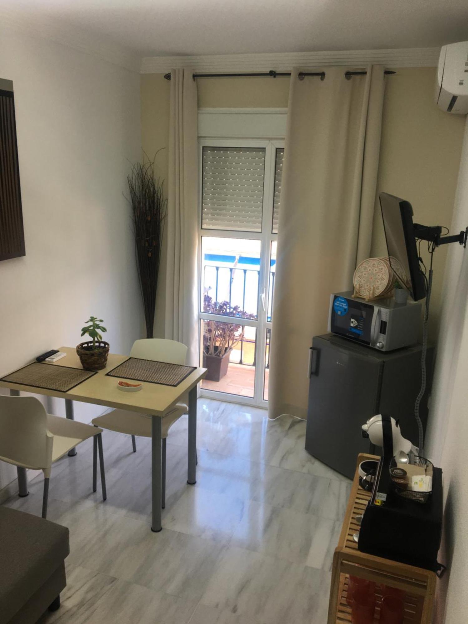 Alojamiento Seda Alcalá de Guadaira Exterior foto